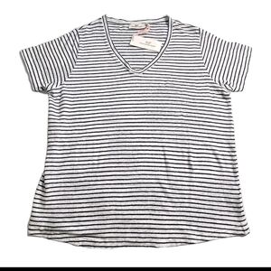 Vineyard Vines  Casual Knit V-Neck Linen Jet Stripe White and Blue Tee- Shirt, M